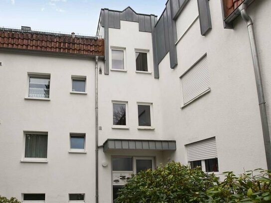 Sonnige 3-Zimmer Eigentumswohnung mit Balkon und Tiefgaragenstellplatz!