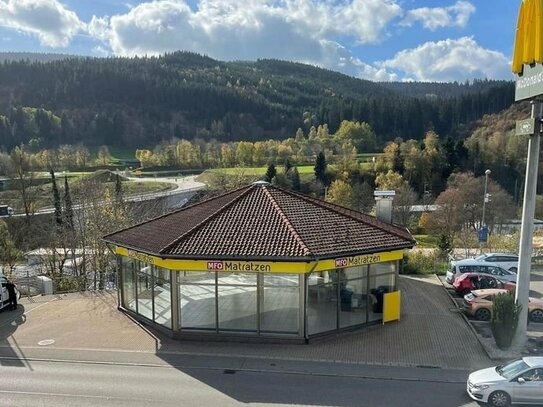 PAVILLON repräsentativ in frequentierter Lage, gewerblich zu vermieten - Titisee-Neustadt zentral