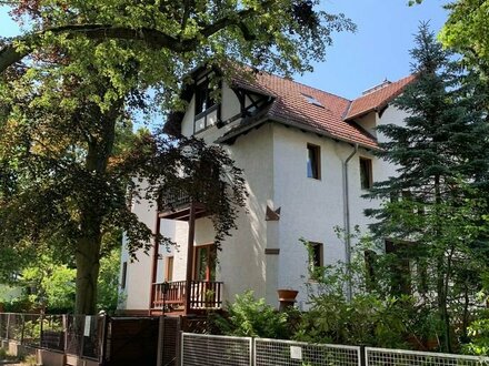 Ein gepflegtes Mehrfamilienhaus im schönen Berlin-Zehlendorf!
