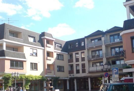 Möbliertes Apartment mit Balkon in der Innenstadt von Homburg