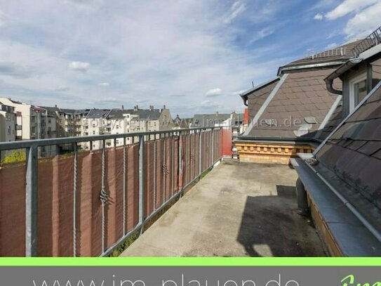 3 Zimmer Dachgeschoss mit Balkon im Stadtteil Seehaus von Plauen zur Miete - Bad mit Wanne - Laminat