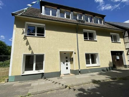 Saniertes 2-Familienhaus in Friesheim für Kapitalanleger oder Eigennutzer