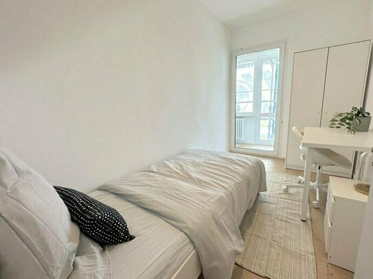 WG-Zimmer in Bockenheim mit Balkon??- saniertes möblierte 4er WG / renovated shared flat