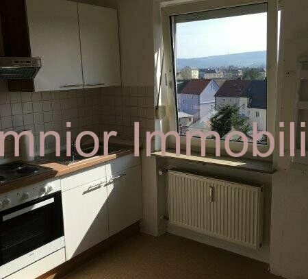 Gepflegte 1Zimmer WG mit Balkon (ca. 40qm) ** EBK** Lift** Keller * Top Anlageobjekt