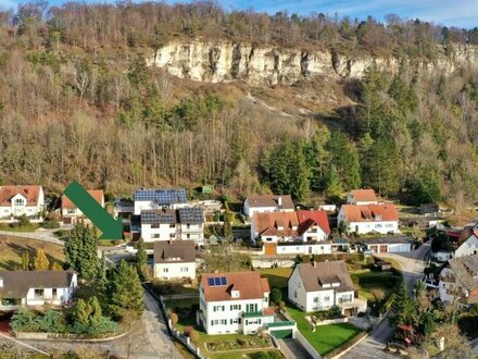 Traumhafte Lage am Arzberg: Einfamilienhaus mit Garage auf herrlichem Eckgrundstück