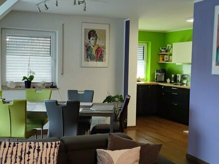 neuwertige 4-Zimmer-Wohnung in Bad Abbach mit zwei Balkonen