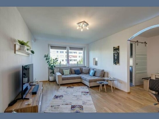 Möbliert: Möblierte 2-Zimmer-Wohnung in Forstenried
