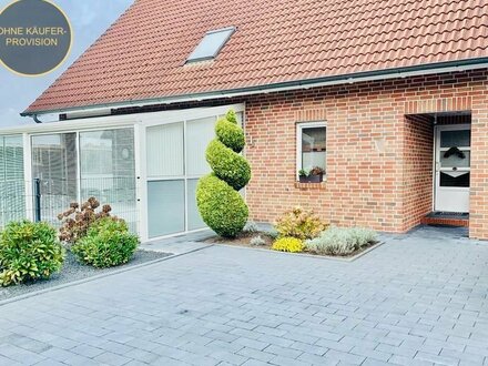 Modernes Einfamilienhaus mit Balkon und großem Garten in Twist-Siedlung