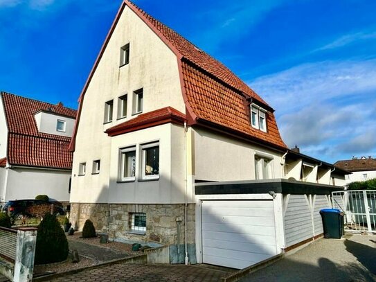 Sanierter Altbau mit doppeltem Anbau, viel Platz und unzähligen Möglichkeiten