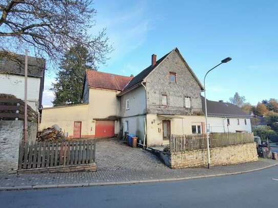 Sanierungsbedürftiges Einfamilienhaus in Weilburg-Hirschhausen