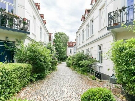 LAGE LAGE LAGE - Quellental, Jenischpark und Elbe alles in Einem mit eigenem Garten