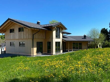 Neubau Einfamilienhaus mit Nebenhaus & Garten (letzte Bauphase nicht abgeschloßen)