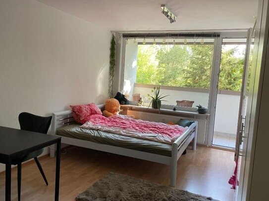 Ein Zimmer Wohnung in Erlangen, Bruck