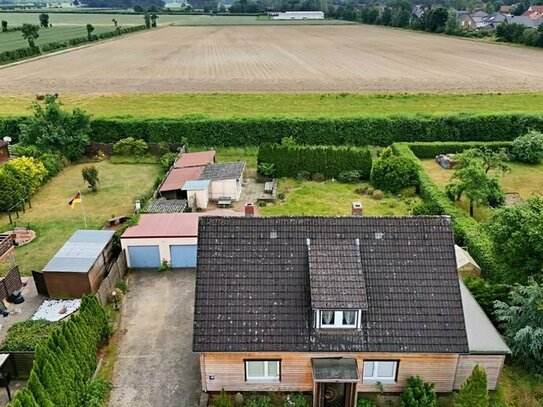 Einfamilienhaus mit 5 Zimmern in traumhafter Feldrandlage mit großem Grundstück in Wipshausen