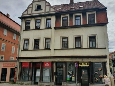 Mehrfamilienhaus mit Gewerbeeinheit in der Arnstädter Innenstadt zu verkaufen