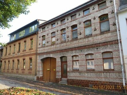 Mehrgenerationshaus (RH für 2- bis 3-Familien) mit Werkstätten und Lager in Leutenberg