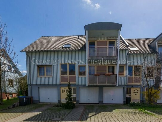 3 Zimmer Dachgeschoss in Neundorf + Garage + Balkon + Wanne und Dusche