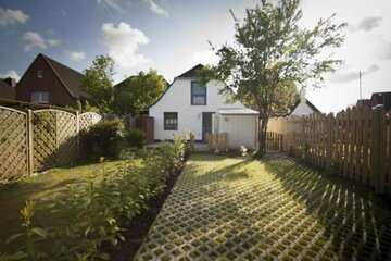Terrassenwohnung wie ein kleines Haus, mit kleinem Garten!