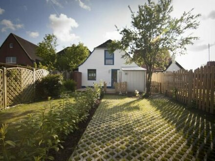 Terrassenwohnung wie ein kleines Haus, mit kleinem Garten!