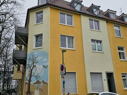 Barrierefrei: 2,5 - Zimmer-Erdgeschosswohnung in direkter Nähe zur Rüttenscheider Straße / -Stern !