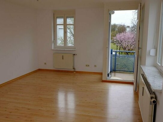 *101*ETW*3 ZKB*Gepflegt*Renoviert*GWC*ca. 69m² Wfl * Balkon* München - Haar *