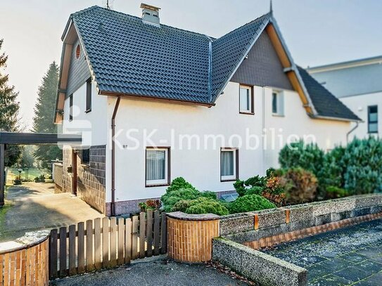 Großzügige Doppelhaushälfte mit großem Garten.