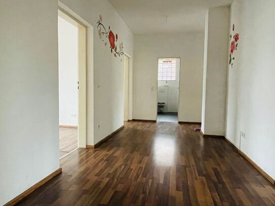 RESERVIERT !!Geräumige Etagenwohnung mit Balkon in zentraler Lage von Bruchsal