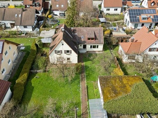 Provisionsfrei - Abrissreifes Haus auf großzügigem Grundstück mit Bebauungsplan