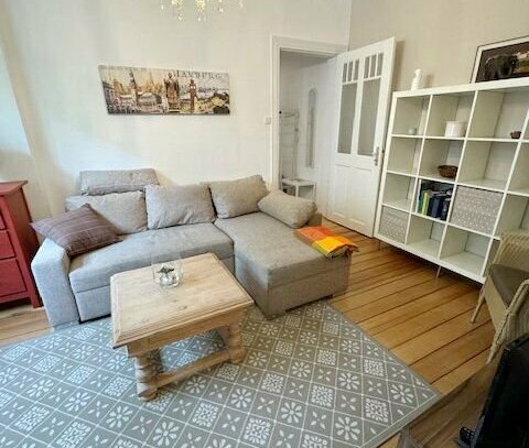 Zauberhafte möbl. 2 Zimmer Wohnung/ WLAN/ Pauschalmiete 1.590,00 € / ab sofort frei