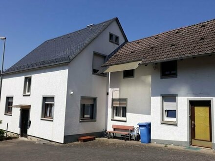 * Ein Juwel * Haus, Anbau, Scheuer, Innenhof & Garten * in Niedernhausen!