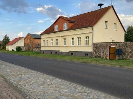 Alle unter einem Dach - Kinder - Enkel - Eltern - Großeltern