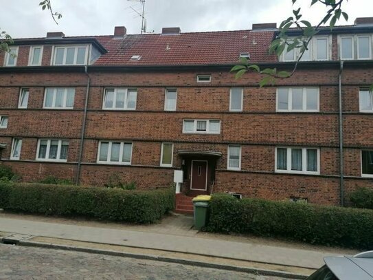 Drei-Raum-Wohnung im 1. OG in ruhiger Lage von Güstrow