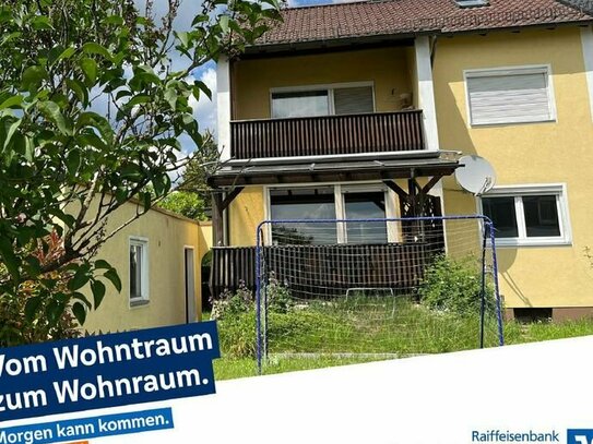 Doppelhaushälfte mit 2 abgeschlossenen Wohnungen und ausgebautem Dachgeschoss