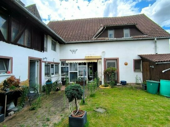 Hinterliegerbebauung Ex Scheune mit Garten und Carport