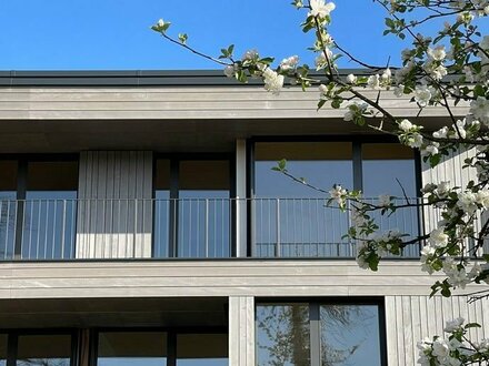 ELEGANTE DACHTERRASSENWOHNUNG MIT SEE- UND BERGBLICK - WHG # 14