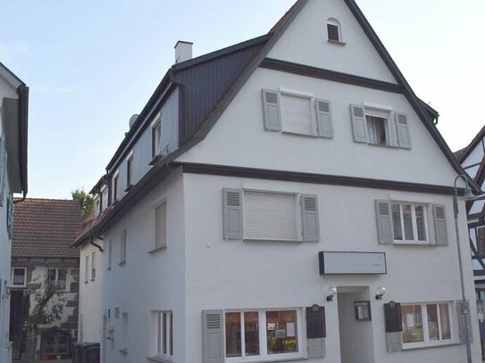 Vermietete Dachgeschoss-Maisonette-Wohnung im Denkmalschutzobjekt in der Altstadt