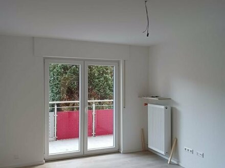 Erstbezug nach Renovierung - 2 Zimmerwohnung in Karlsruhe zu vermieten- Immobilien Baumeister seit 1971 in Neuburg und…