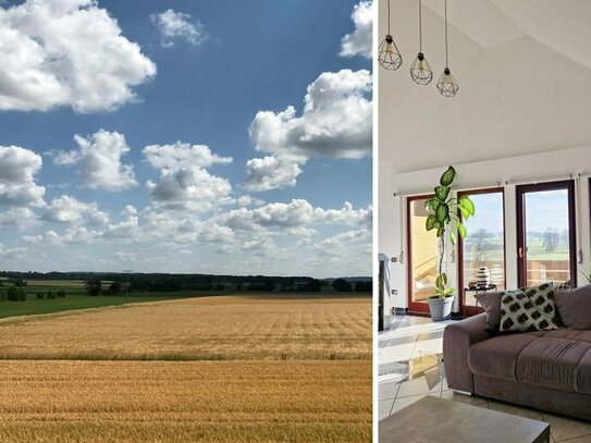 Obergeschoss-Wohnung mit großem Balkon, Gartentanteil und herrlichem Ausblick im Ortsteil Gunzendorf