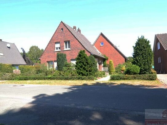 IMMOBILIEN GUMNIOR präsentiert: Familienfreundliches Wohnhaus für Gartenliebhaber in Rheine/ Bentlage