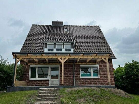 modernisiertes Einfamilienhaus mit 2 Bädern und Vollkeller