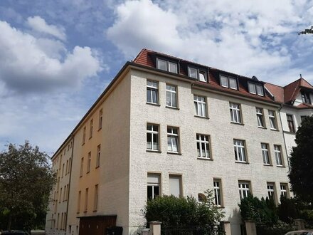 Top Wohnung in Stadtfeld Ost, Dachgeschoss mit Balkon!