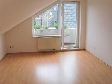 Moderne und ruhig gelegene Dachgeschosswohnung mit Balkon!