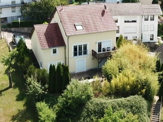 Mehrfamilienhaus mit unverbaubarer Aussicht