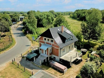 Rohbau steht! Großzügiges Einfamilienhaus mit eleganter Terrasse und schönem Garten in Bitterfeld