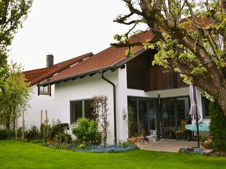 Traumhaftes Einfamilienhaus mit Gartenparadies in Ingolstadt