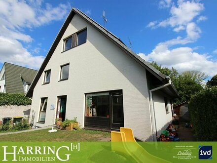 - Kapitalanlage - Zentral gelegenes Mehrfamilienhaus mit 5 Wohn- und Gewerbeeinheiten in Ahrensburg