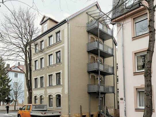 NEU sanierte 4-Zimmer-Eigentumswohnung im Gründerzeithaus - Nähe Schlosspark