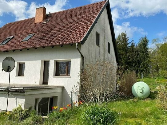 Doppelhaushälfte mit Garten in Hähnichen