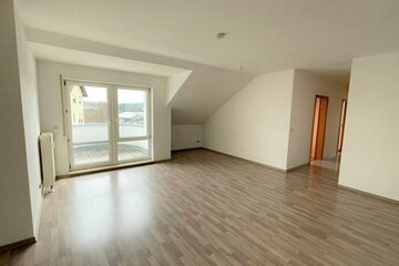 Moderne und helle Wohnung mit Erweiterungspotential in Hochdorf zu verkaufen