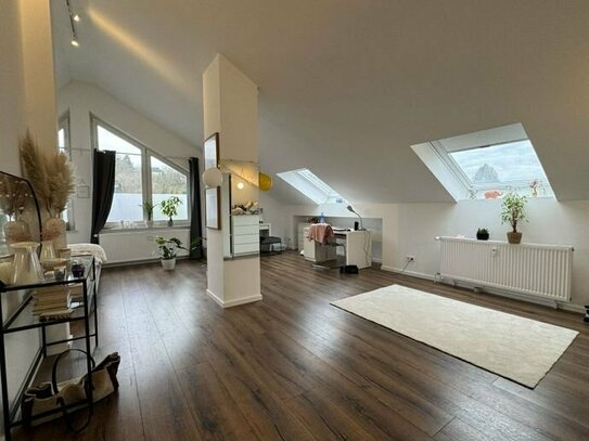 Moderne 5-Zimmer-Maisonette-Wohnung mit Weitblick in exklusiver Lage von Bad Vilbel